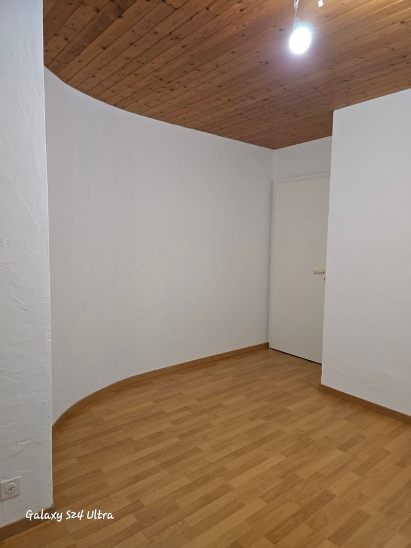 Appartement de 2 pièces Au 2ème étage sans ascenseur (5)