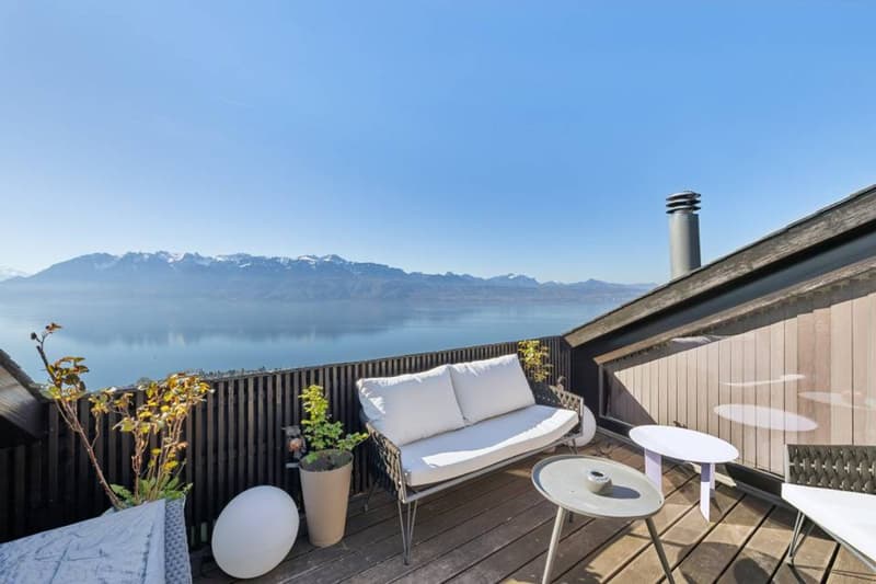 Duplex d'exception suspendu au dessus du Léman (4)