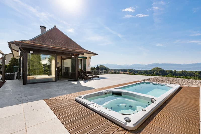 Villa individuelle au coeur des vignes avec vue panoramique sur le lac (9)