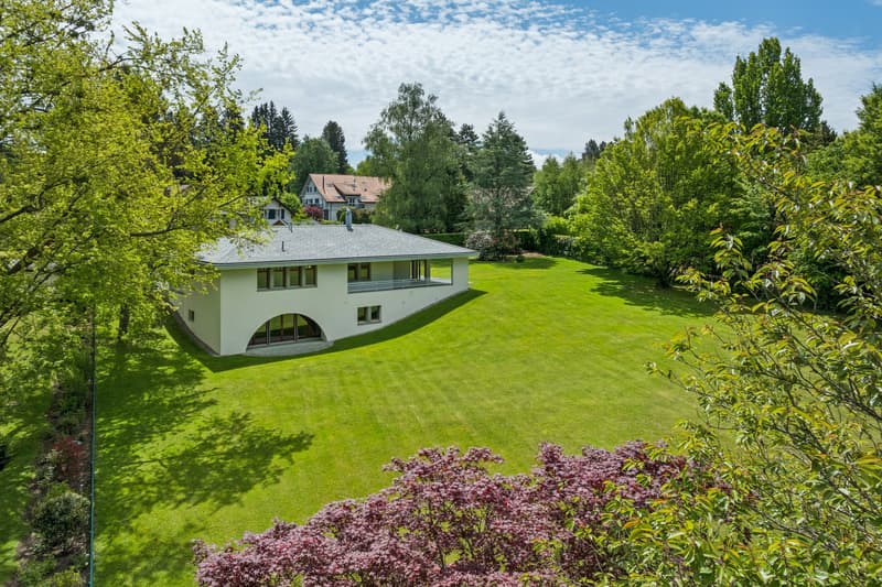 Villa au Golf - Réserve à bâtir importante (1)