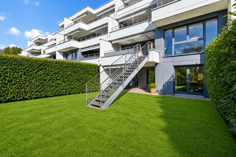 Duplex avec jardin privatif à Pully (2)