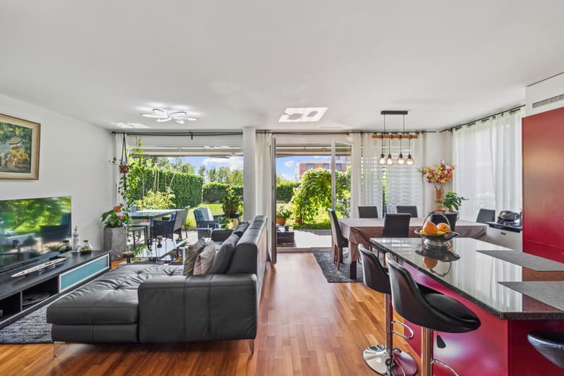 Lumineux 3.5 pièces avec 100 m² de jardin. (2)
