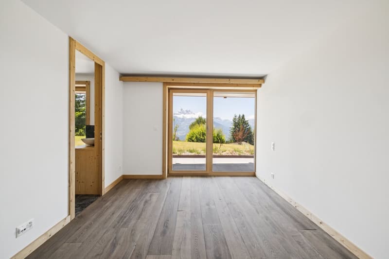 Rare duplex avec jardin, ski-in & ski-out, vue sublime! (9)