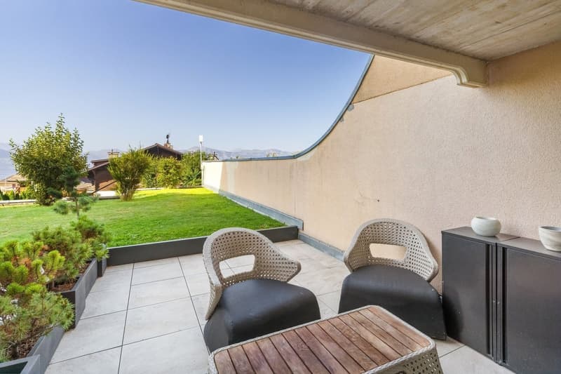 Splendide double appartement rénové avec piscine intérieure (3)
