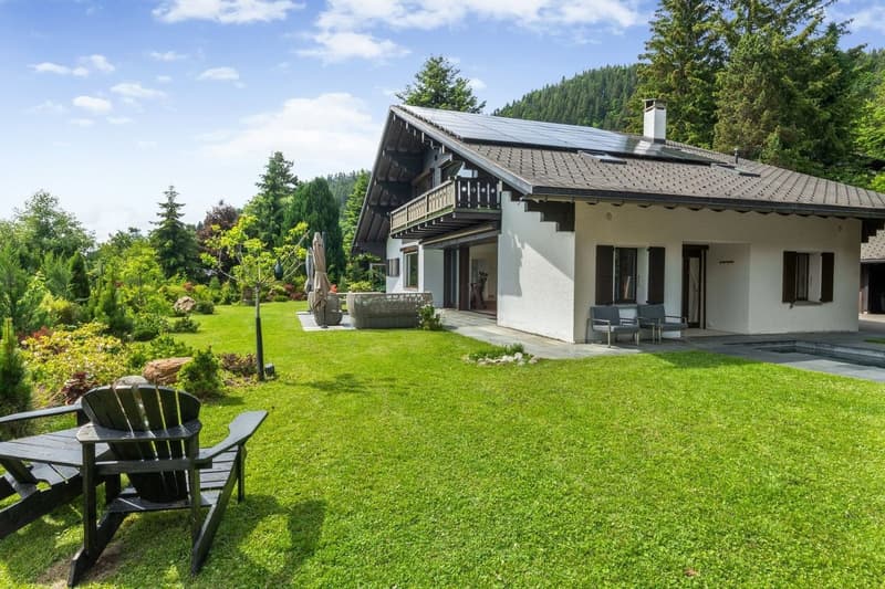 Spacieux chalet avec piscine chauffée et vue imprenable sur les Alpes (4)
