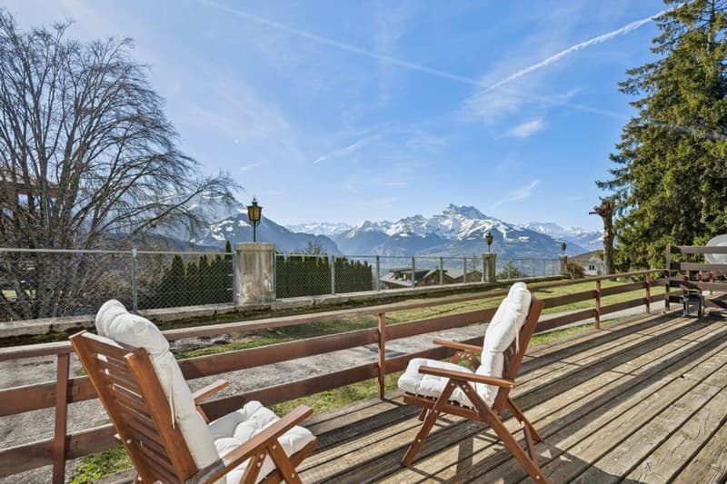 A Villars, 4p lumineux, rénové, avec entrée privative, possibilité pro (3)