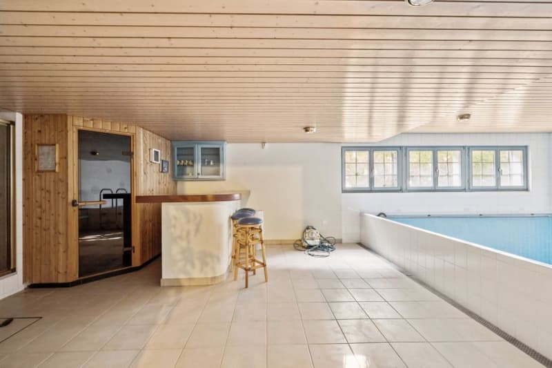 Piscine intérieure