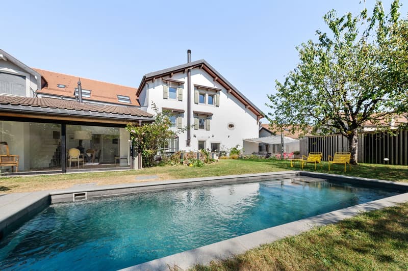 Maison de caractère avec piscine et potentiel de rendement (5)
