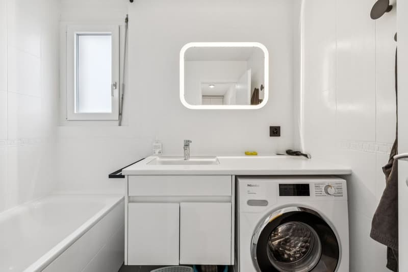 Spacieux duplex de plus de 200m2 utile (8)