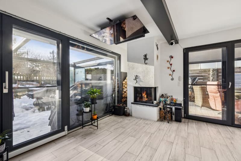 SUPERBE VILLA INDIVIDUELLE AVEC JARDIN ET PERGOLAS (13)