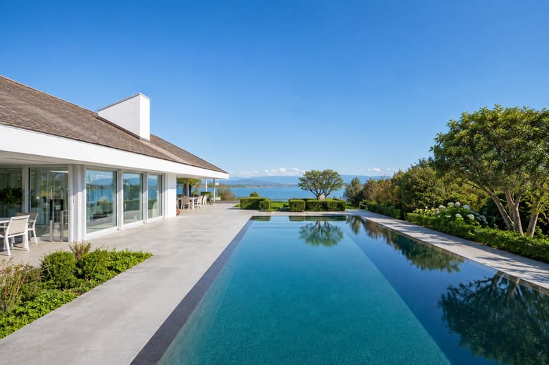 SUPERBE VILLA D EXCEPTION AVEC VUE IMPRENABLE LAC (1)