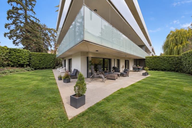 immeuble terrasse et jardin
