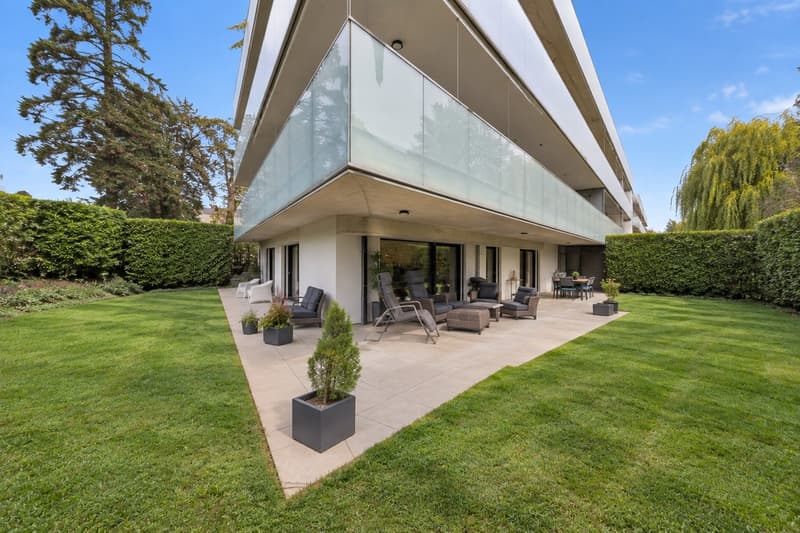 immeuble terrasse et jardin