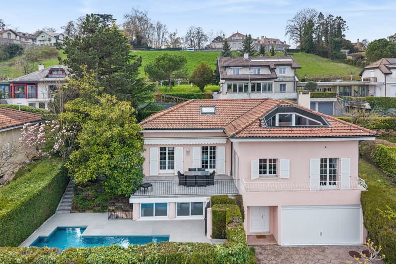 EXCLUSIVITÉ : Villa Individuelle de 8 pièces avec piscine (2)