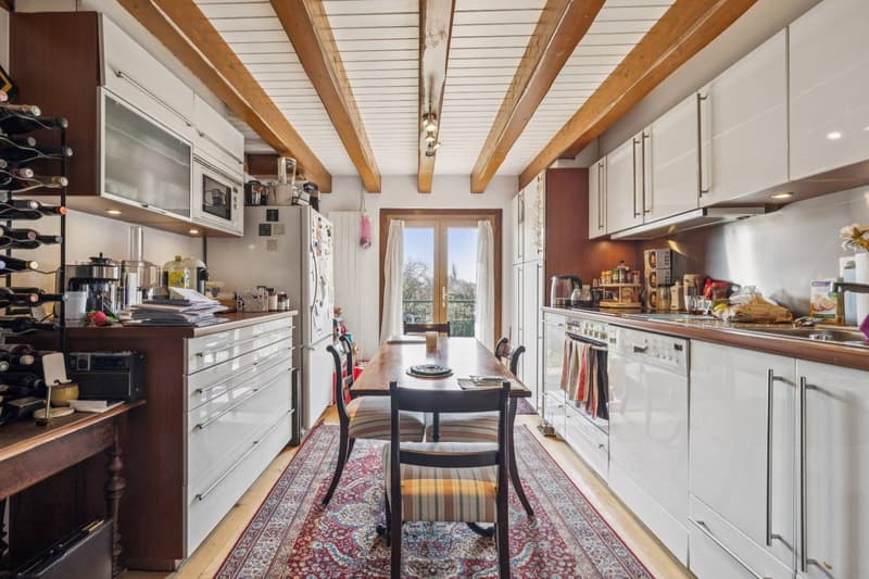 EXCLUSIVITÉ : Grande Maison de Village à deux logements (6)