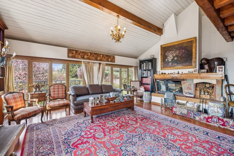 EXCLUSIVITÉ : Grande Maison de Village à deux logements (4)