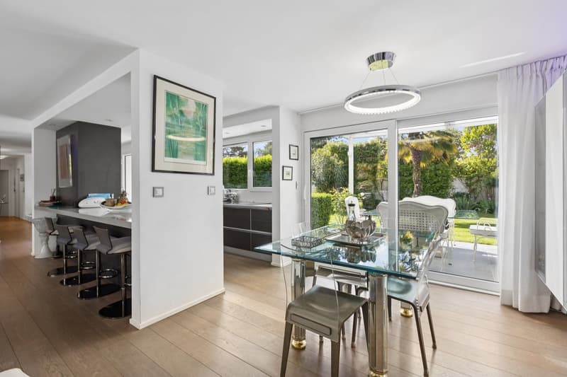 Villa contemporaine dans un cadre privilégié (4)