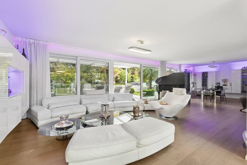 Villa contemporaine dans un cadre privilégié (6)