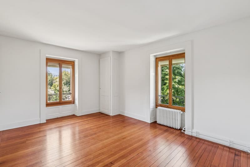 Attique de caractère avec terrasse panoramique au sein d'une demeure h (4)