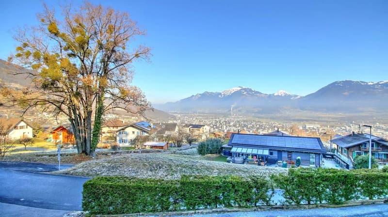 Maison jumelée aux vastes espaces et magnifique vue (11)
