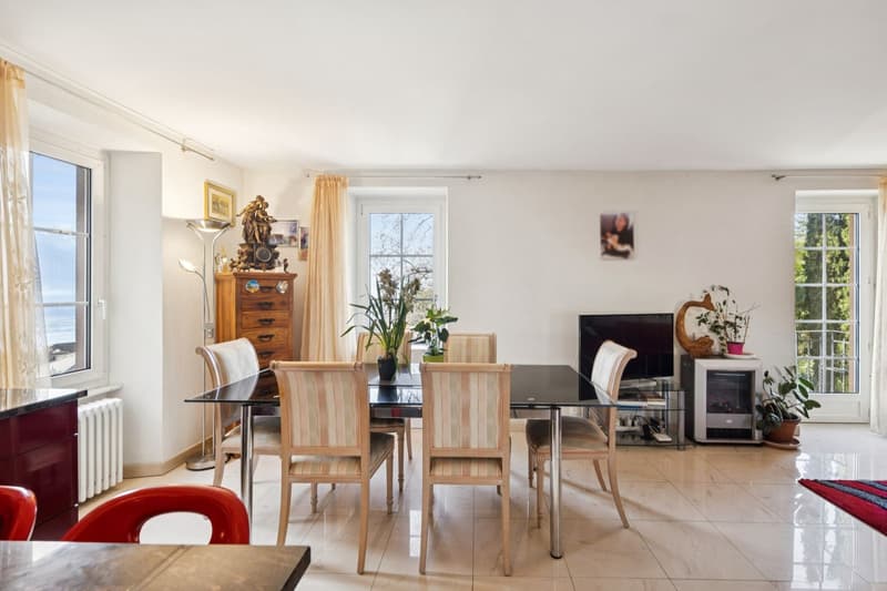 Au coeur de Veytaux - Immeuble idéalement situé (8)