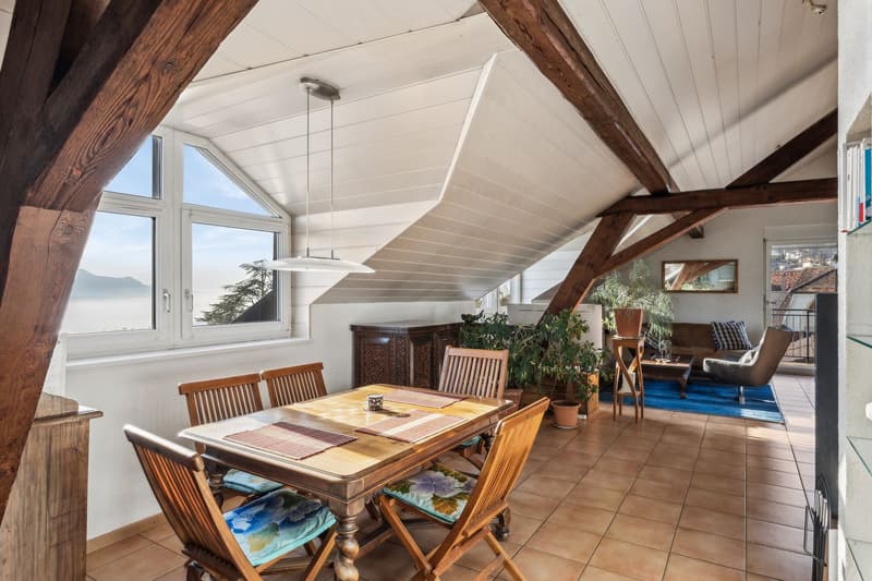 Charme et cachet pour ce joli appartement. A visiter ! (2)