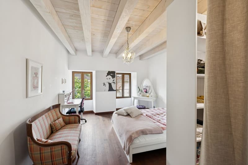 Villa unique dans son style avec espaces, grands volumes et vue lac (13)