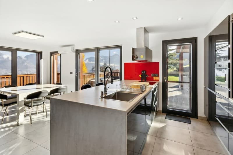 Magnifique chalet moderne avec une vue imprenable (4)