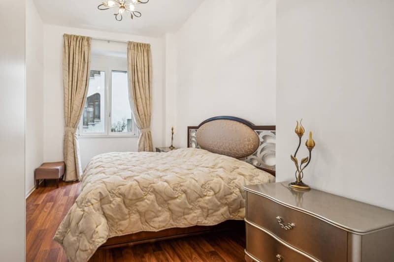 Rare à la vente, appartement dans l'immeuble Riant-Château Montreux Te (10)