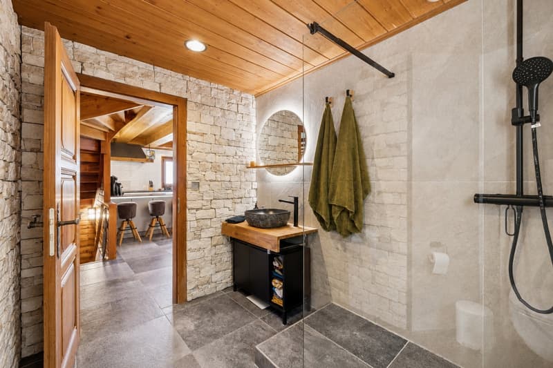 Magnifique chalet rénové avec une vue exceptionnelle (7)