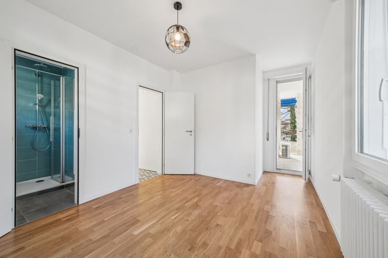 Dans maison individuelle, 4 1/2 pces avec terrasse et jardin privatif (6)