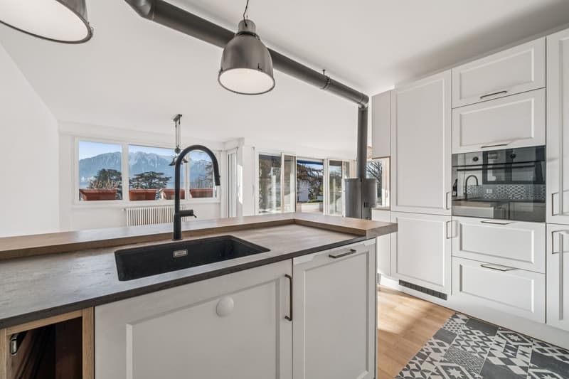 Dans maison individuelle, 4 1/2 pces avec terrasse et jardin privatif (3)