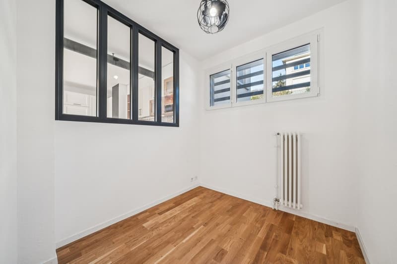 Dans maison individuelle, 4 1/2 pces avec terrasse et jardin privatif (9)