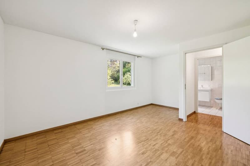 Appartement de 4,5 pièces dans un cadre verdoyant (9)