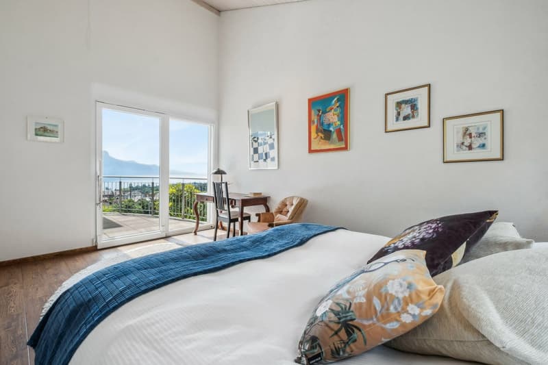 Belle villa avec vue imprenable sur le lac (7)