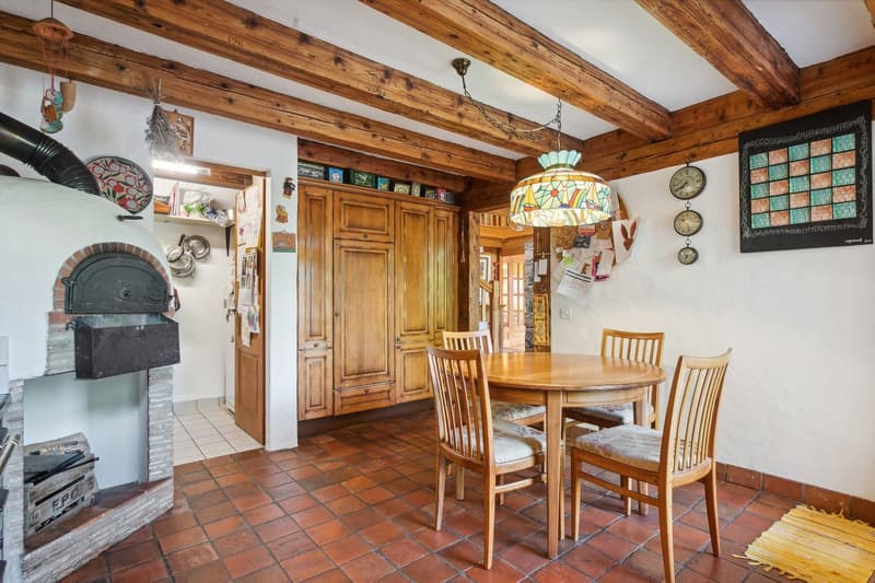Magnifique chalet avec cachet, bel ensoleillement, jardin et mazot (9)