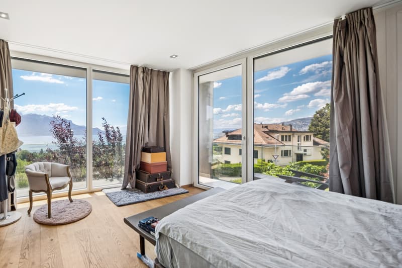Vue panoramique pour cette villa contemporaine (9)