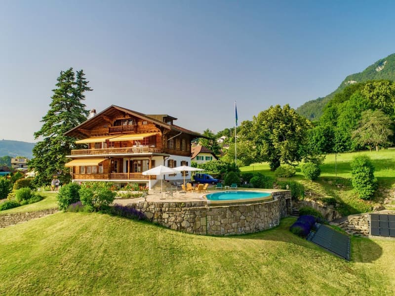 2 Propriétés dont un luxueux chalet avec vue panoramique (1)