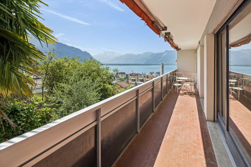 Magnifique 2.5 pièces au dernier étage avec balcon panoramique à Montr (2)