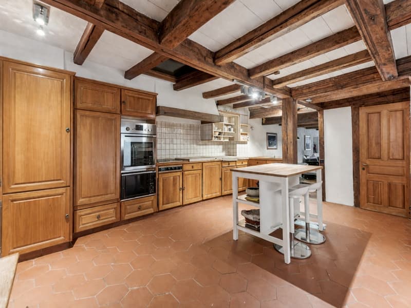 Maison villageoise de caractère balcon en toiture avec très belle vue (3)