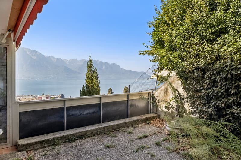 Appartement 2.5 pièces avec vaste terrasse et vue sur le Léman (2)