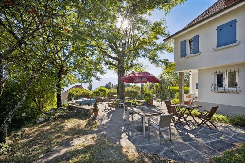 Propriété de 12.5 pièces au coeur de Blonay avec vue sur le lac (2)