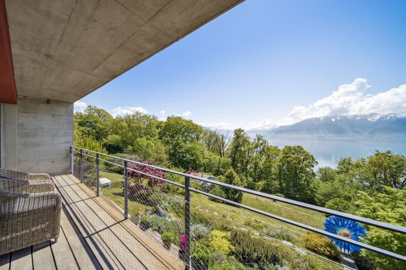Unique - Design contemporain entre ciel et lac (11)