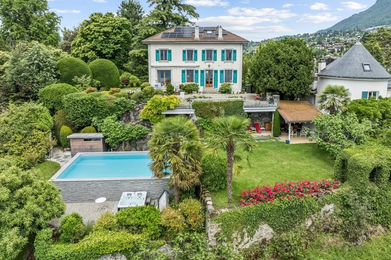 Extraordinaire demeure du 18ème siècle sur la Commune de Montreux (6)