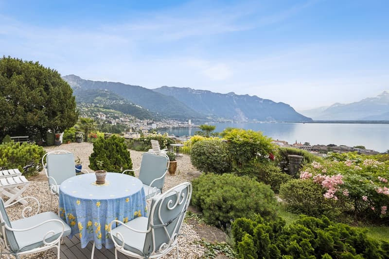 Extraordinaire demeure du 18ème siècle sur la Commune de Montreux (2)