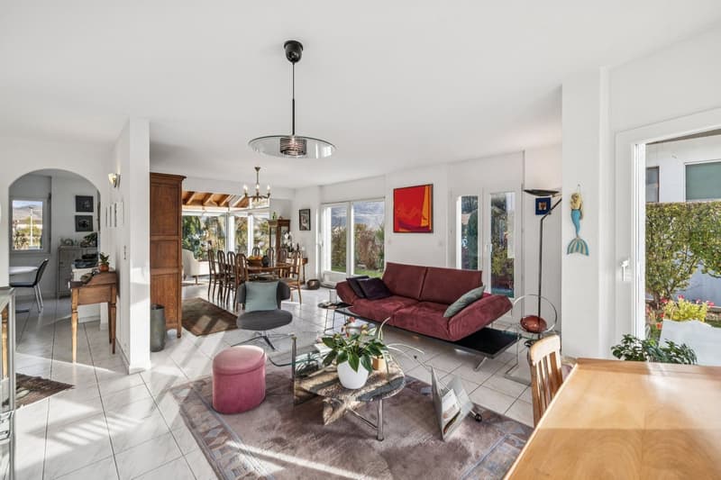 Villa individuelle avec piscine et studio indépendant (3)