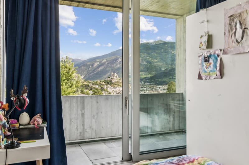 Prestigieuse villa contemporaine avec rooftop (11)