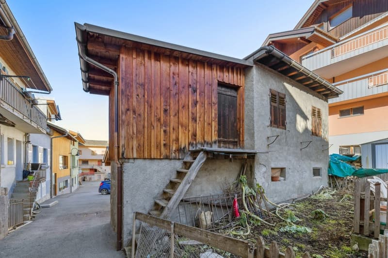 Charmante maison de village à rénover. Un projet authentique ! (5)