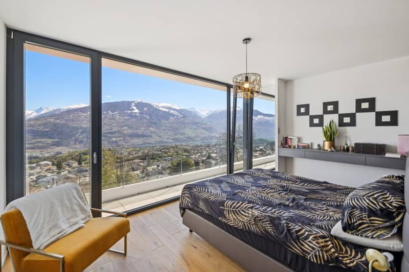 Villa de standing en dominance sur la plaine. (7)