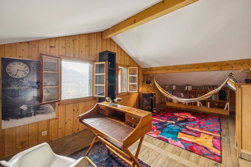 Appartement ou projet au centre de Mase avec vaste terrasse (8)